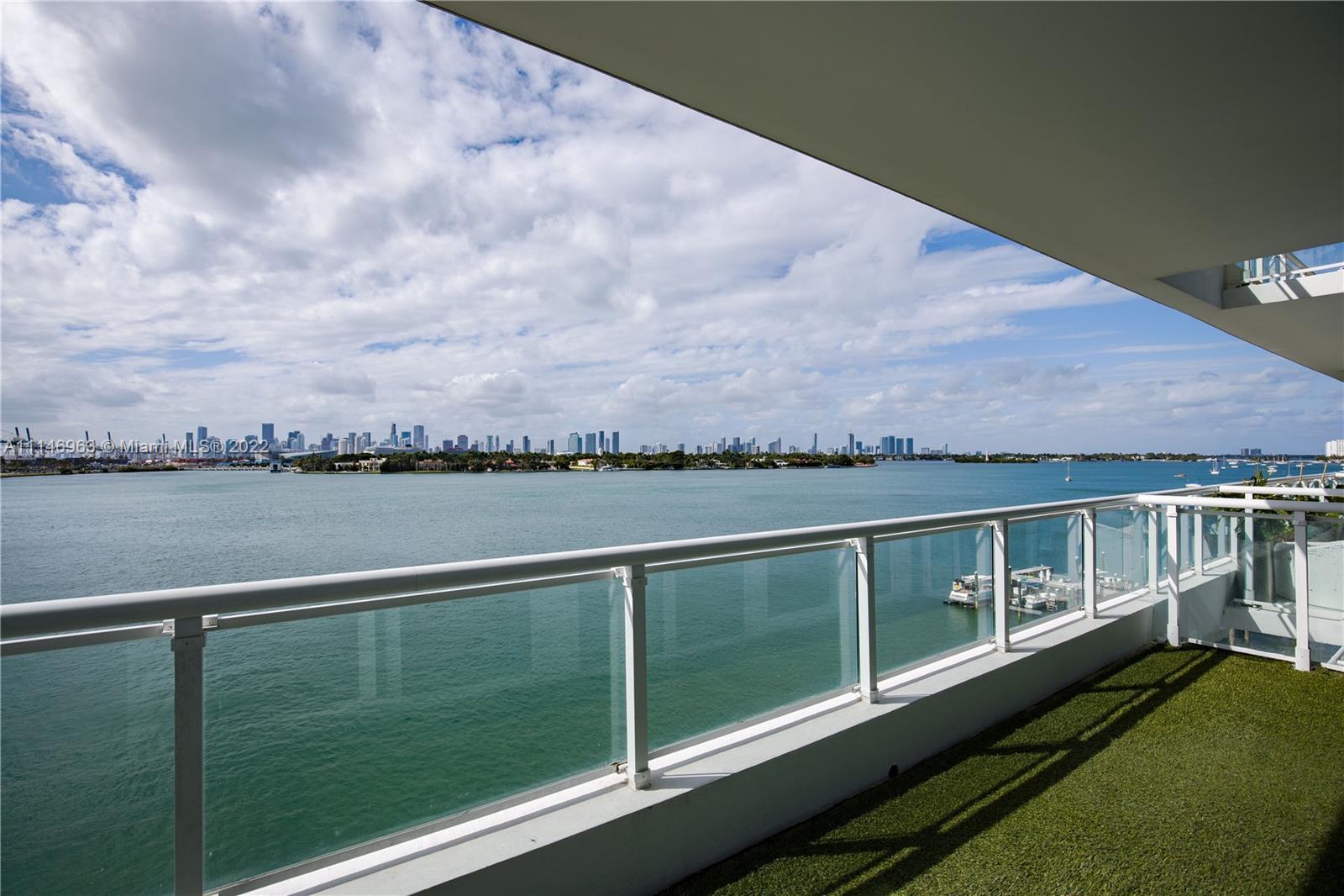 THE BENTLEY BAY CONDO - Residential Lease