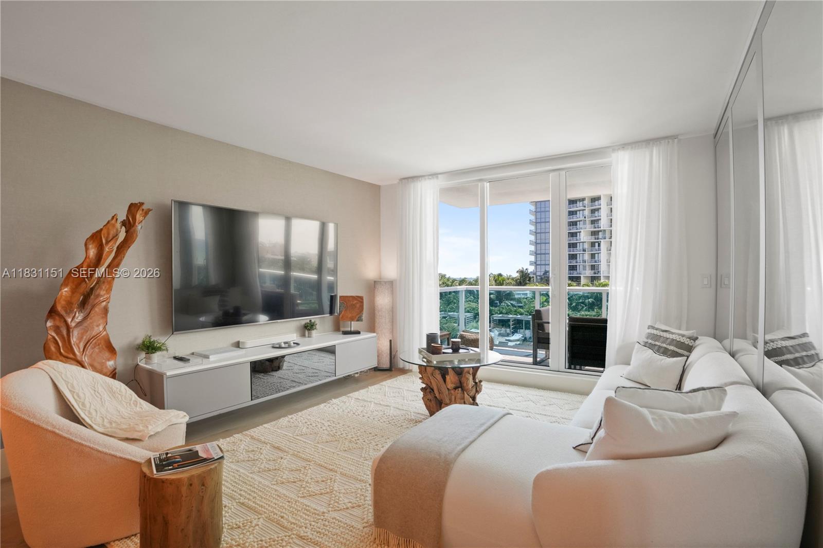 Brand new remodeled luxurious unit, impeccably crafted and styled with Artefacto Furniture, sub-zero appliances, Ornare kitchen and wardrobe. This Roney Palace 2 Bed/2 Bath offers South ocean/pool views with a 270 sq. ft. balcony. The Roney shares the finest hotel amenities in South Beach with the 1 Hotel enjoying 3 pools, beach umbrella/chair & pool service, food, and beverage service, several top-rated on-site restaurants, valet parking, a new gym, and 600 ft of ocean frontage. Walk to Lincoln Road and the best of South Beach. A flexible leasing policy allows for 12 months, 30-day minimum, short term-long term rentals.
