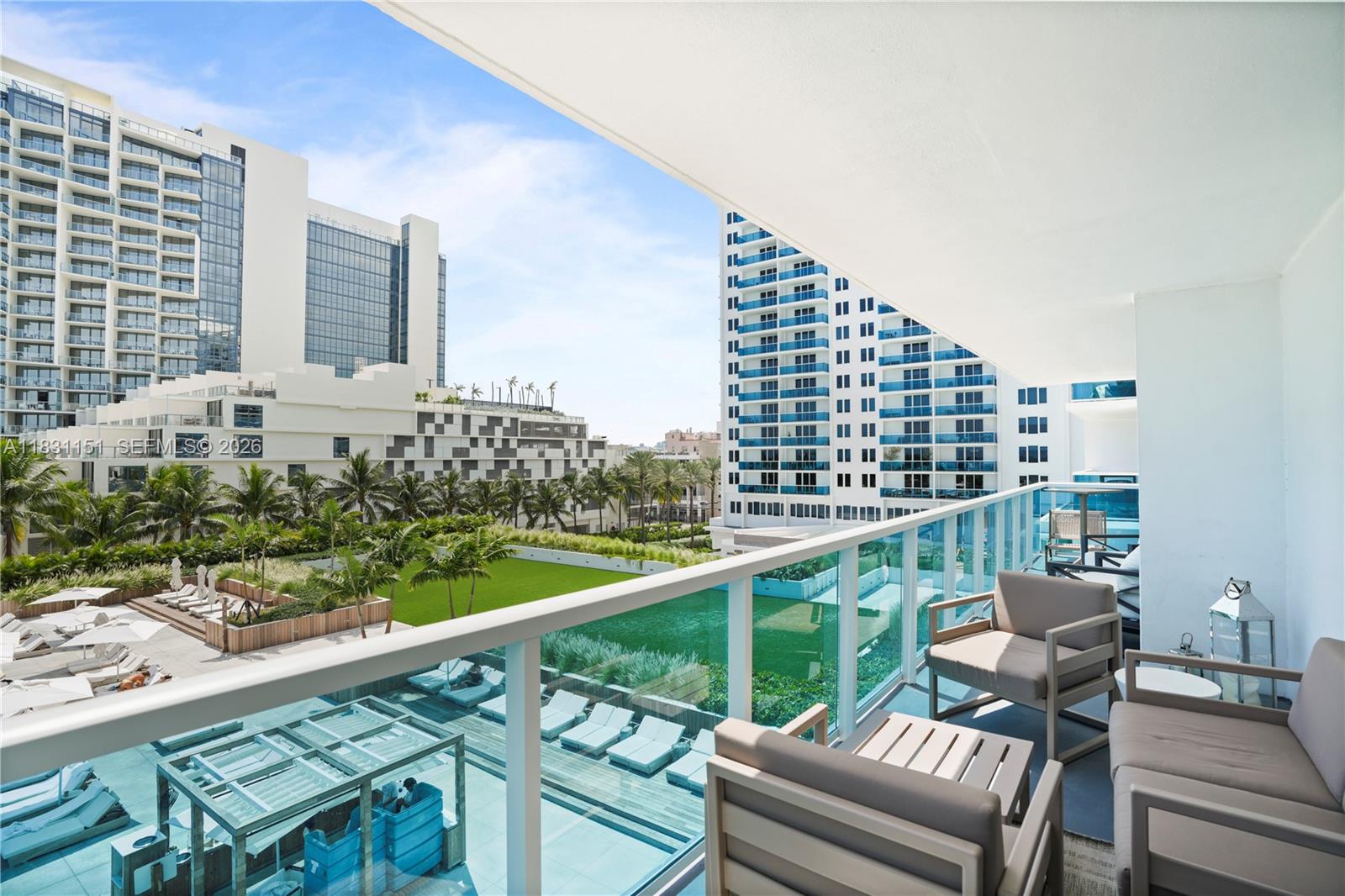 RONEY PALACE CONDO - Residential