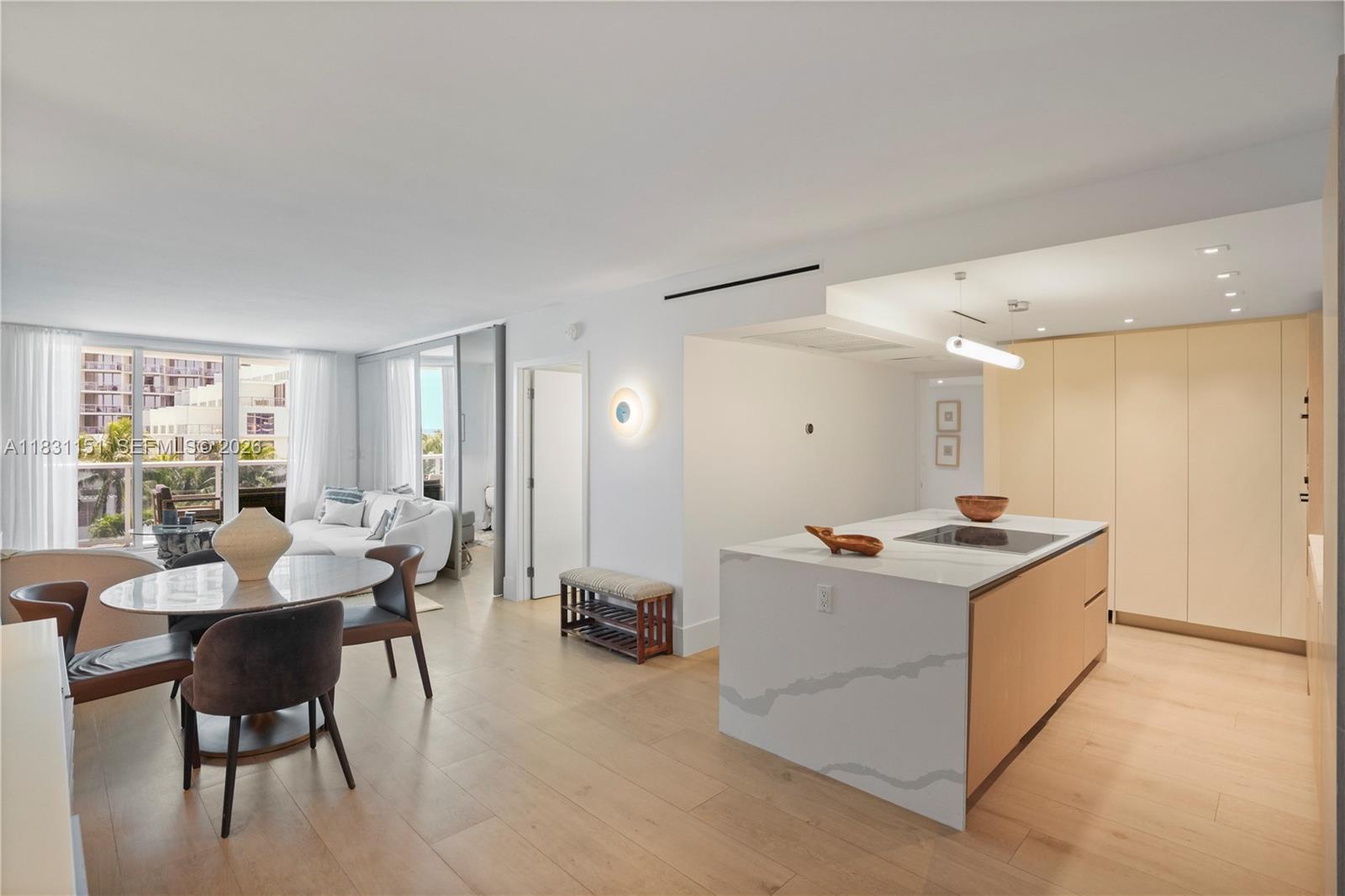 RONEY PALACE CONDO - Residential
