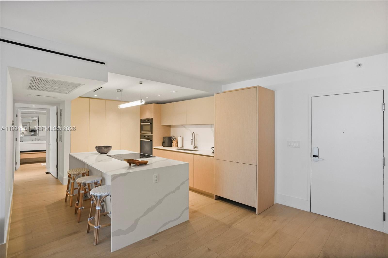 RONEY PALACE CONDO - Residential
