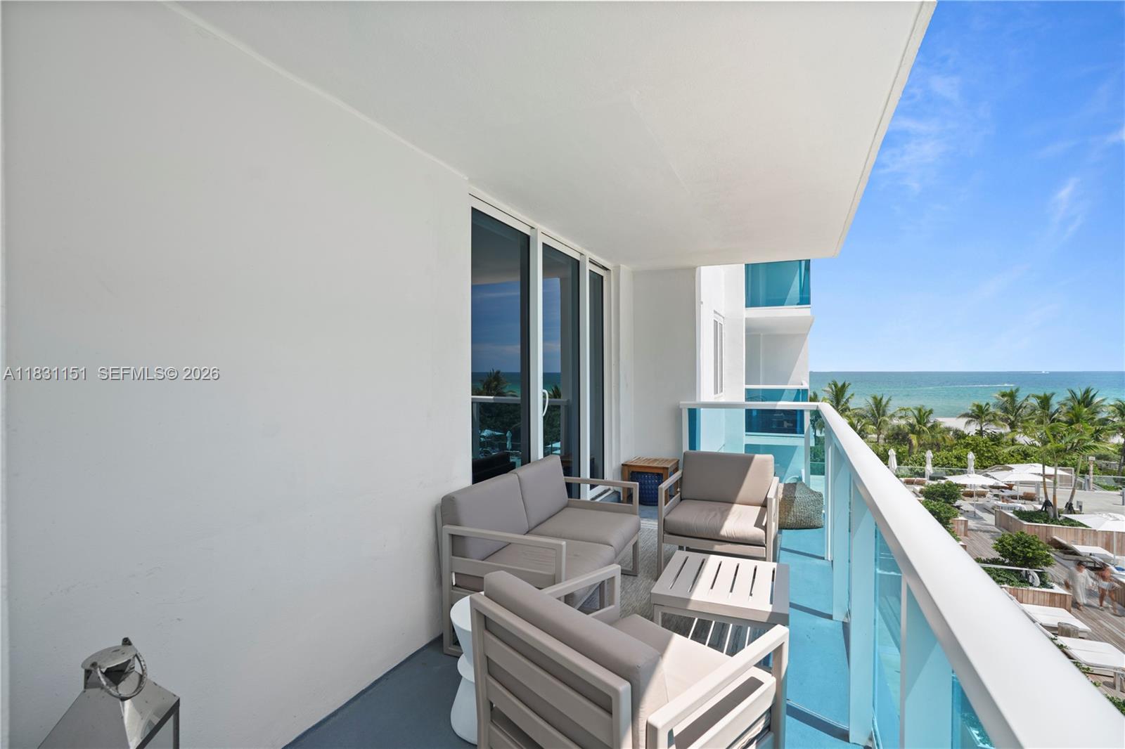 RONEY PALACE CONDO - Residential