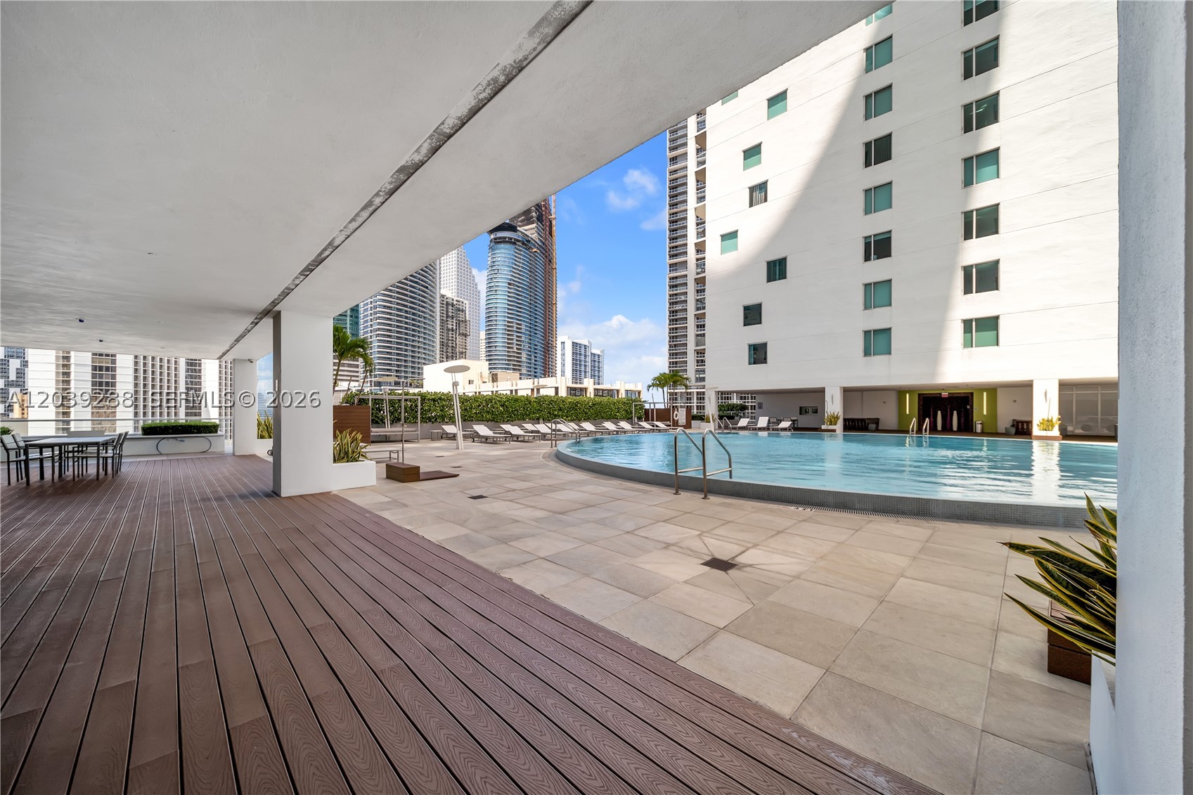 500 BRICKELL WEST CONDO - Residential Lease