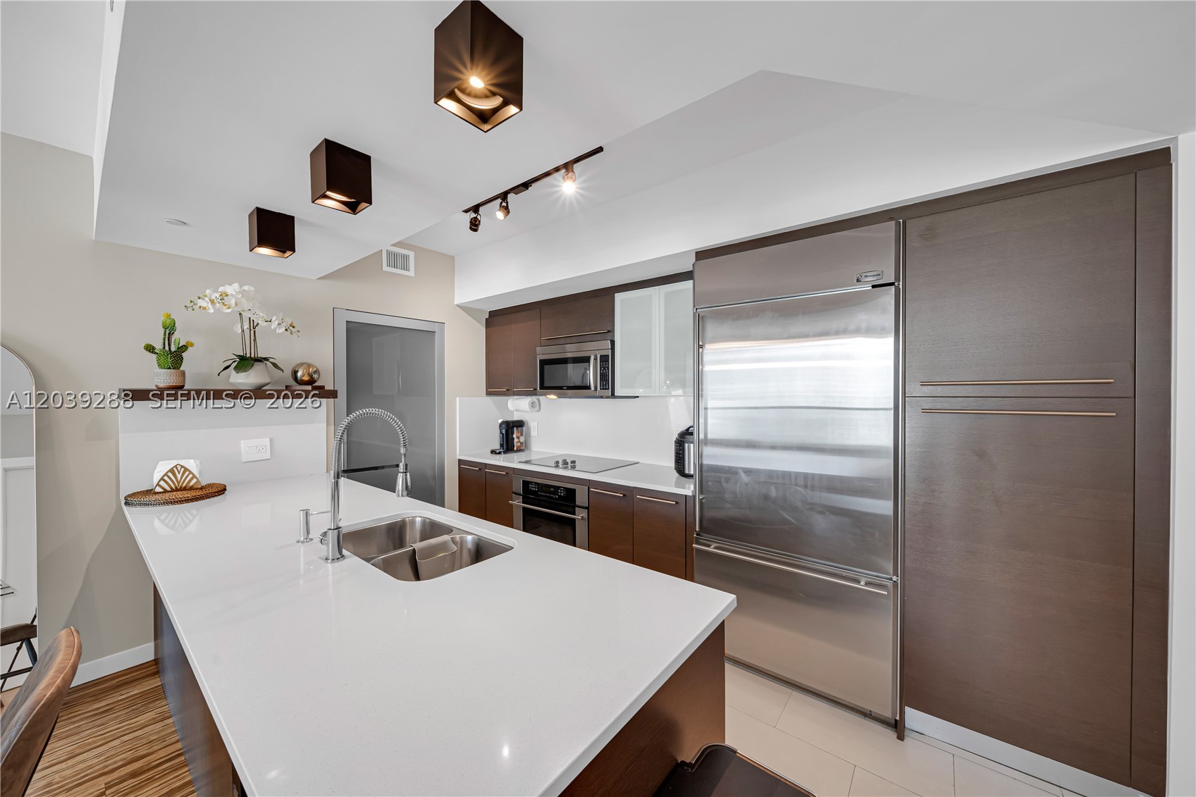500 BRICKELL WEST CONDO - Residential Lease