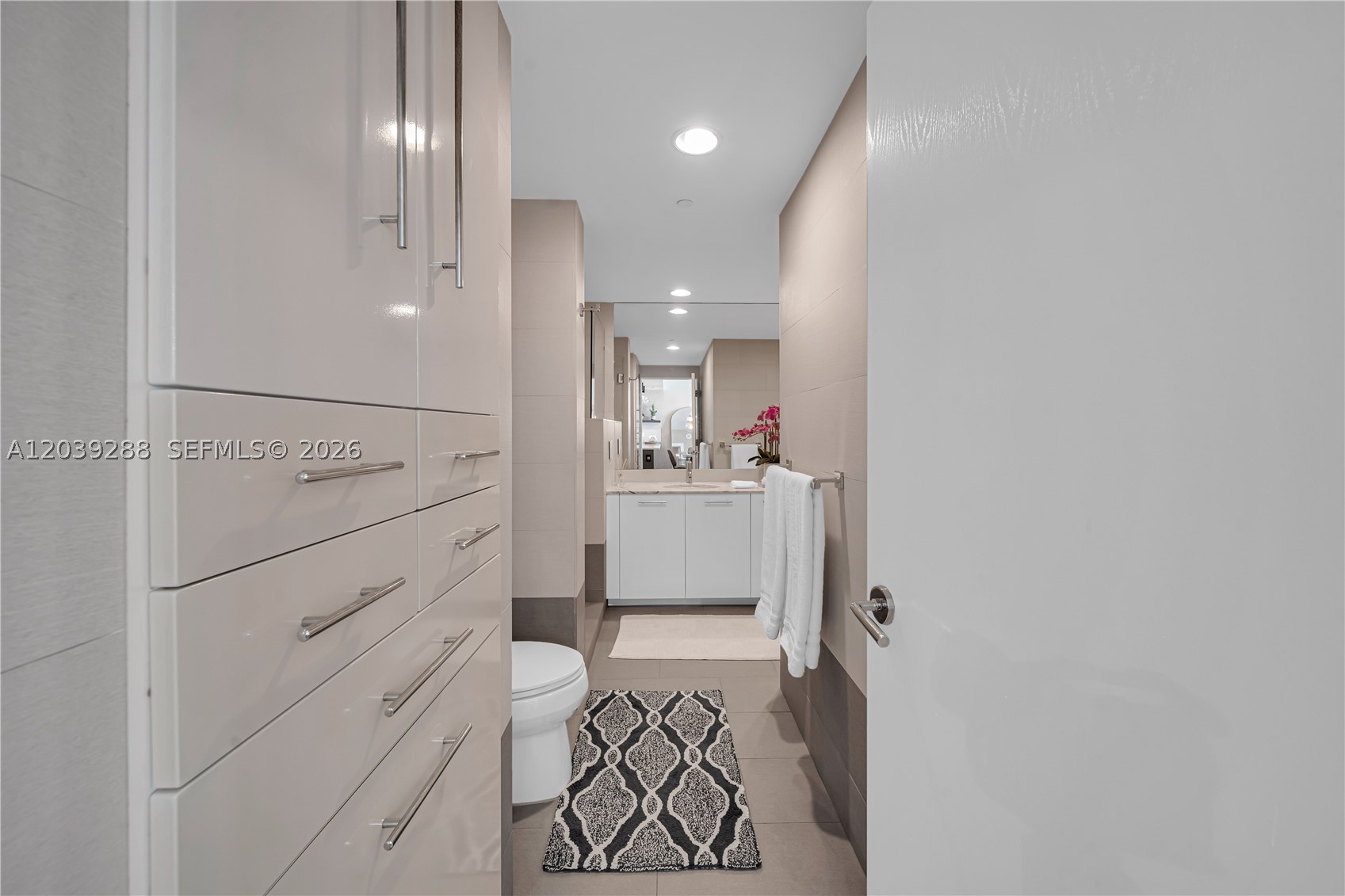 500 BRICKELL WEST CONDO - Residential Lease