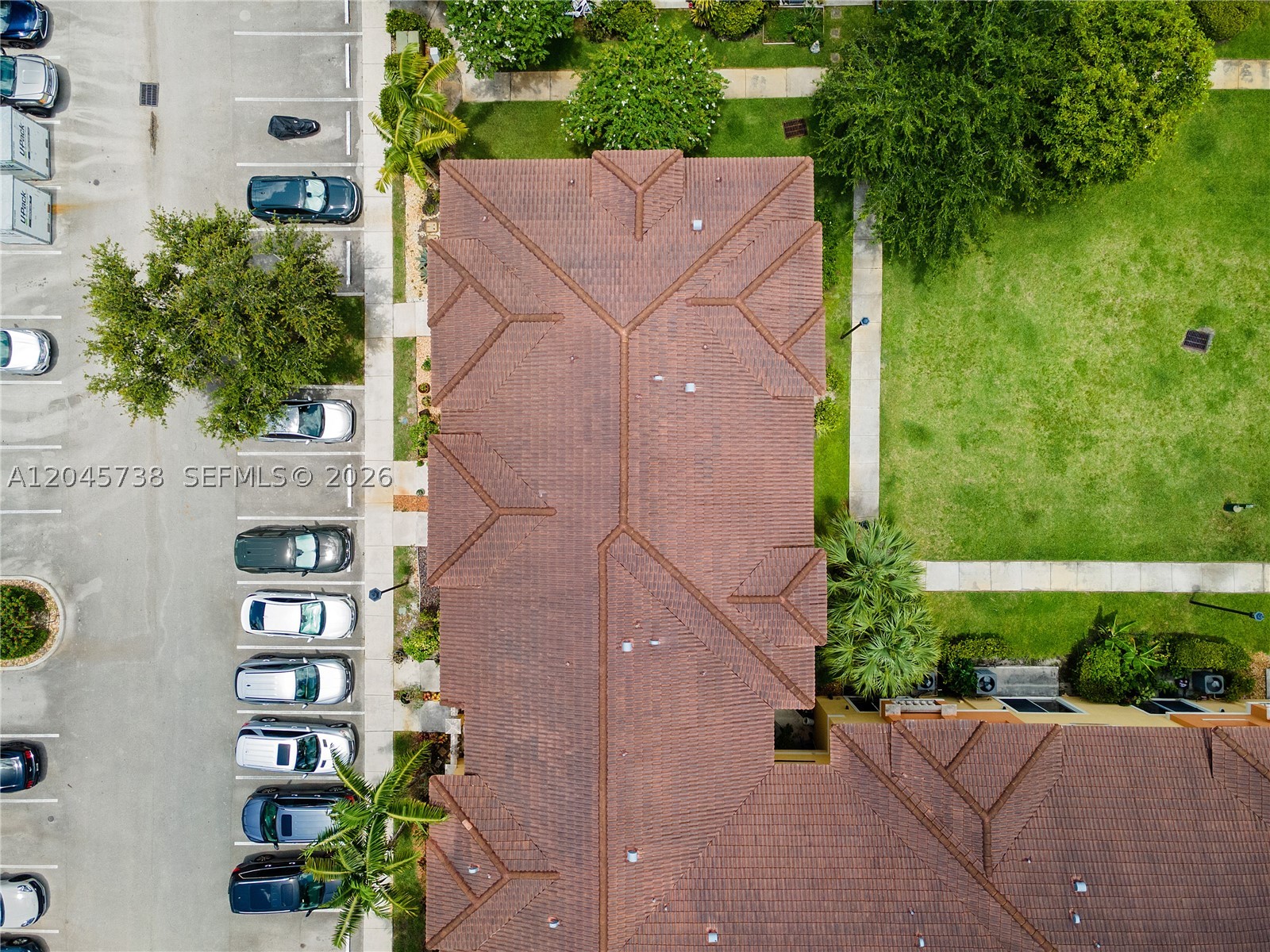 VILLAGE WALK - Residential