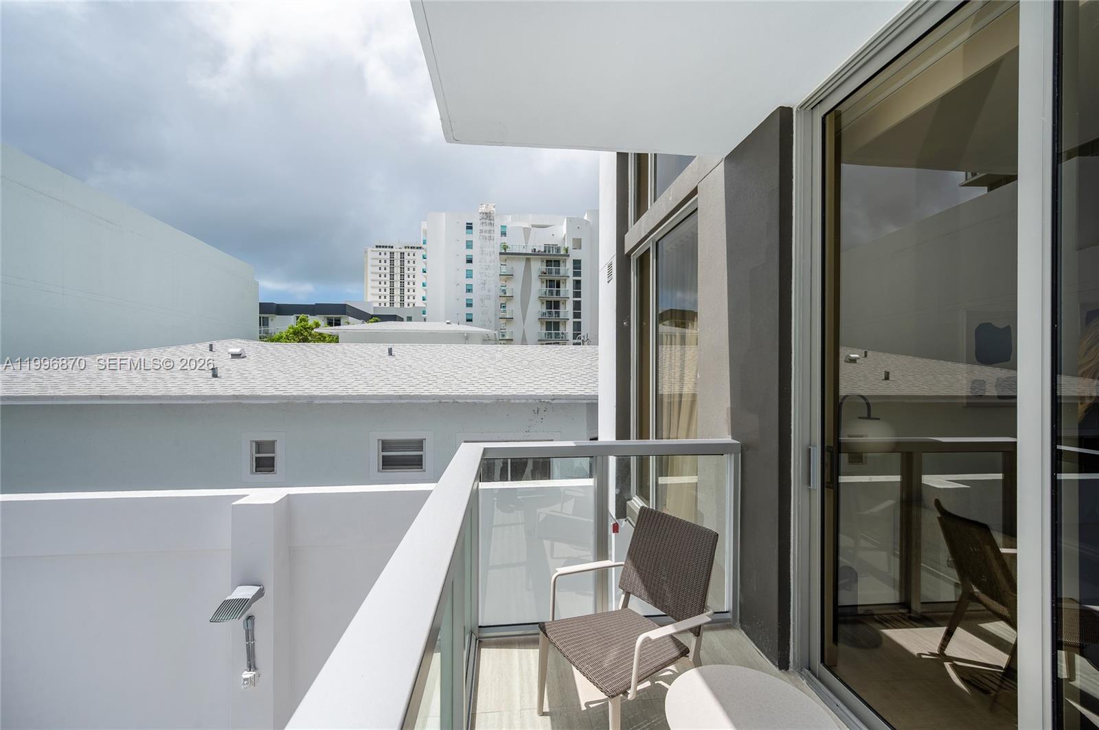 DOMUS - Residential