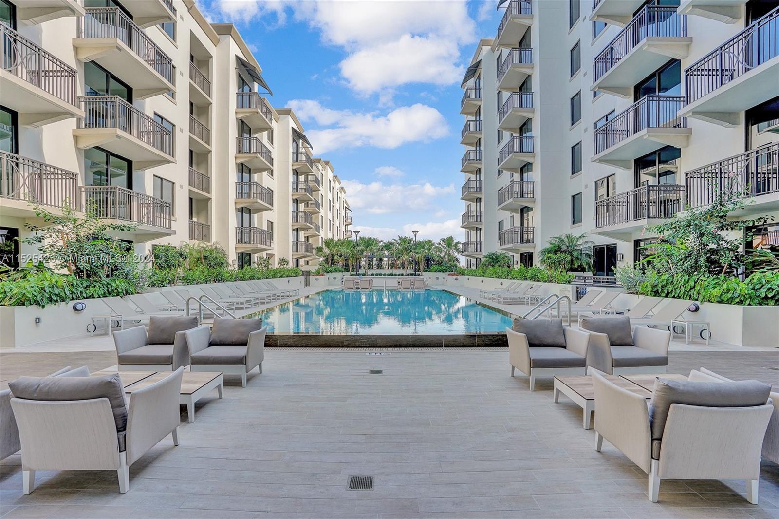 MERRICK MANOR - Residential Lease