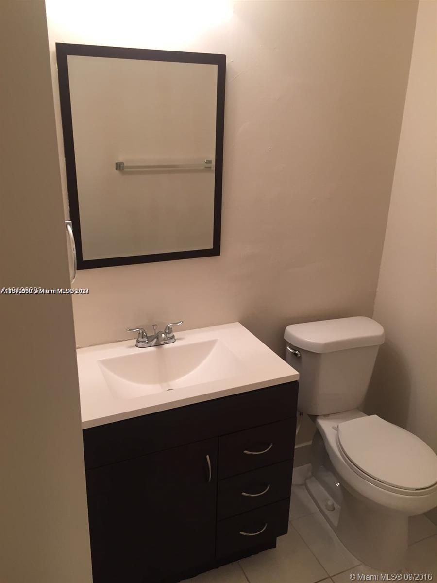 FAIRWAYS OF CORAL SPRINGS - Residential