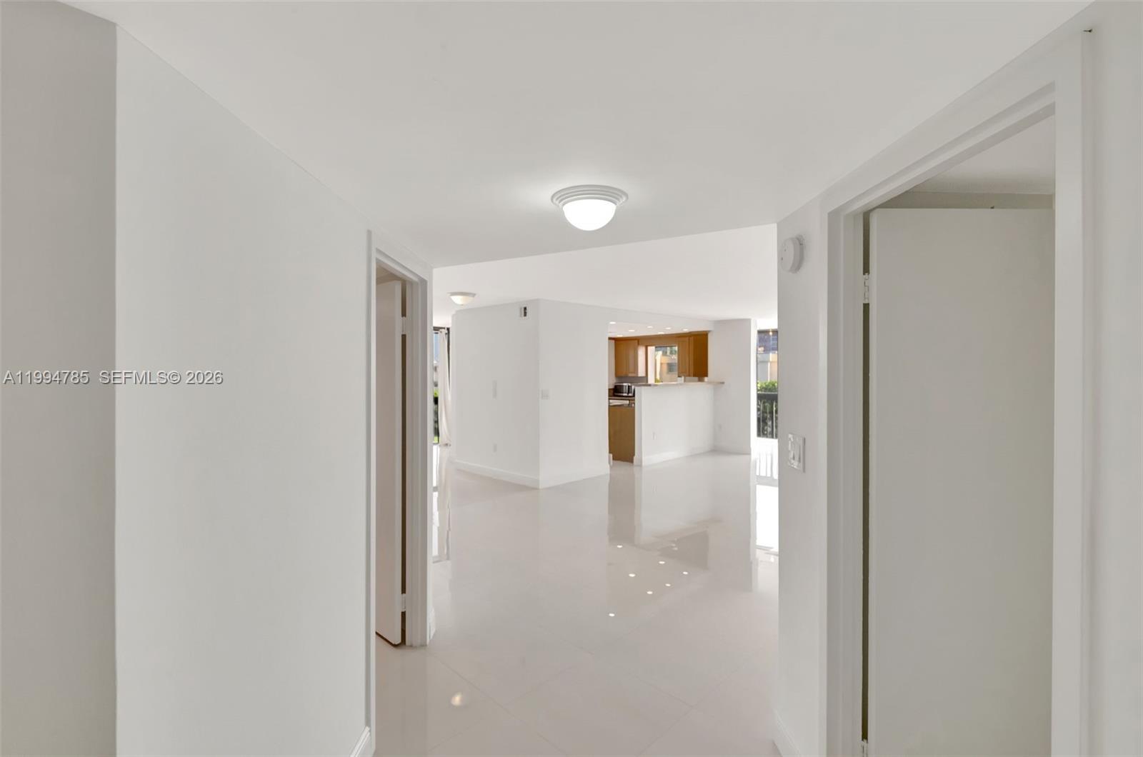 BRICKELL BAY CLUB CONDO - Residential