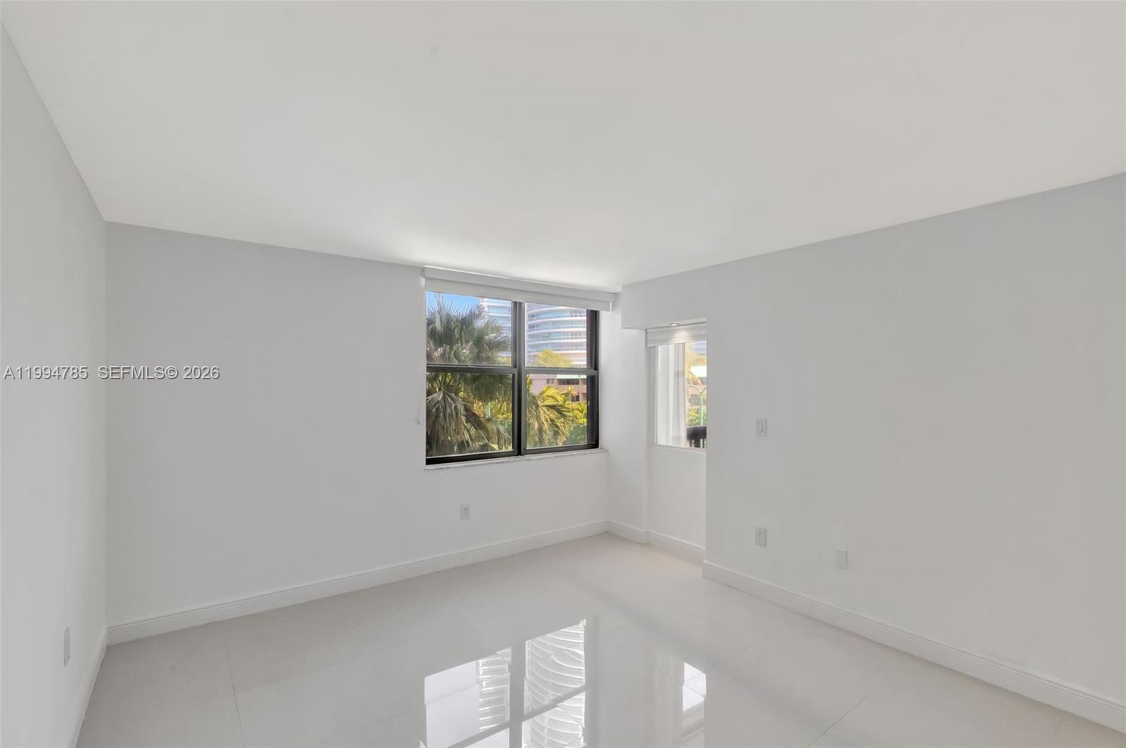 BRICKELL BAY CLUB CONDO - Residential