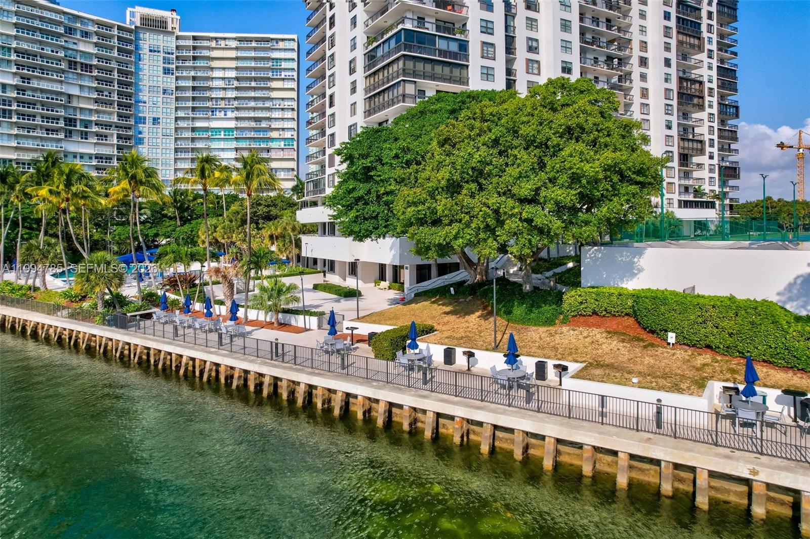 BRICKELL BAY CLUB CONDO - Residential