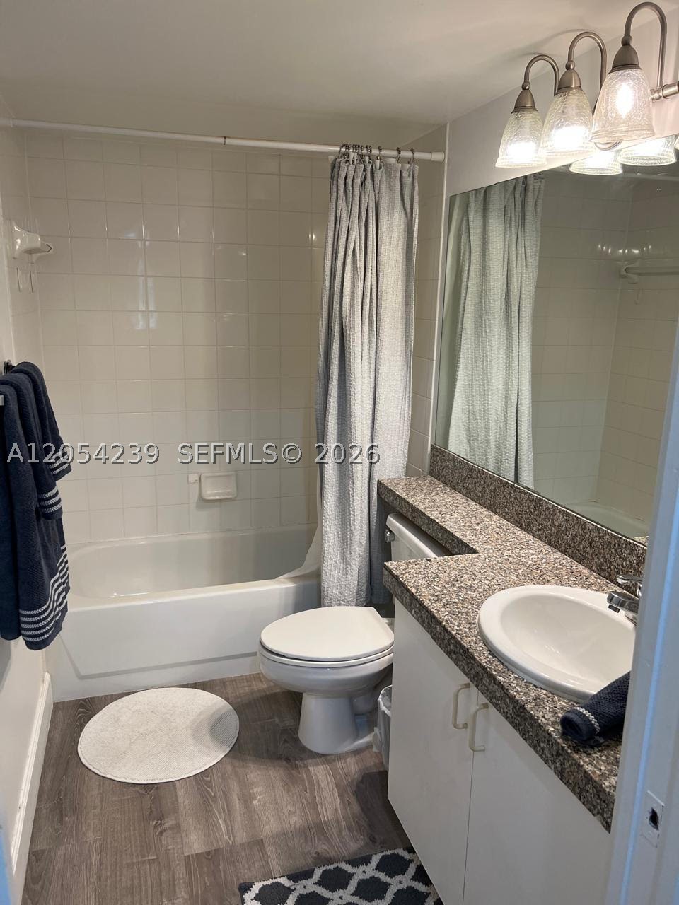 THE YACHT CLUB AT AVENTUR - Residential Lease