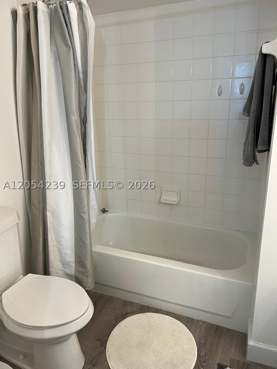 THE YACHT CLUB AT AVENTUR - Residential Lease