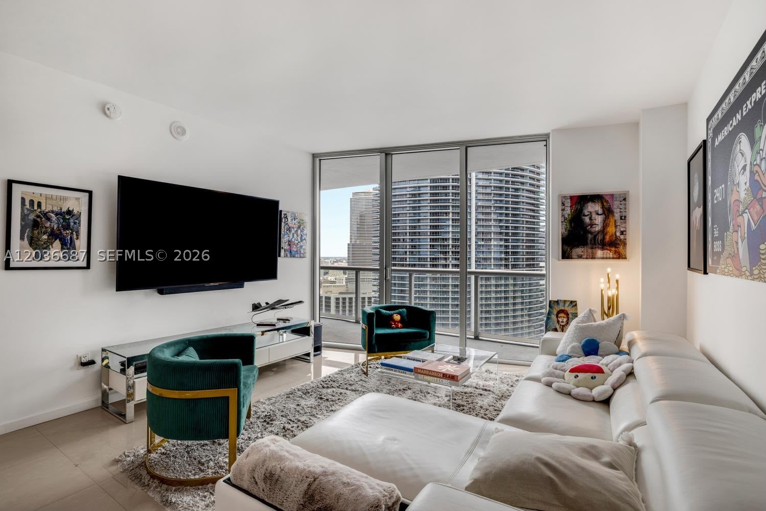 ICONBRICKELL CONDO NO 1 - Residential