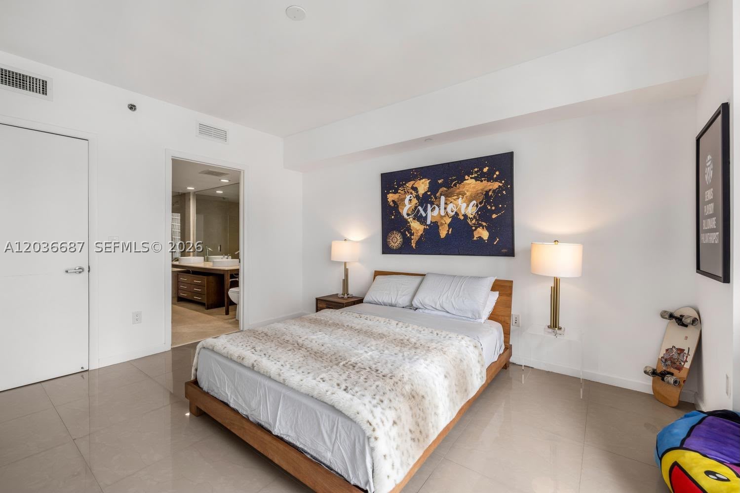 ICONBRICKELL CONDO NO 1 - Residential