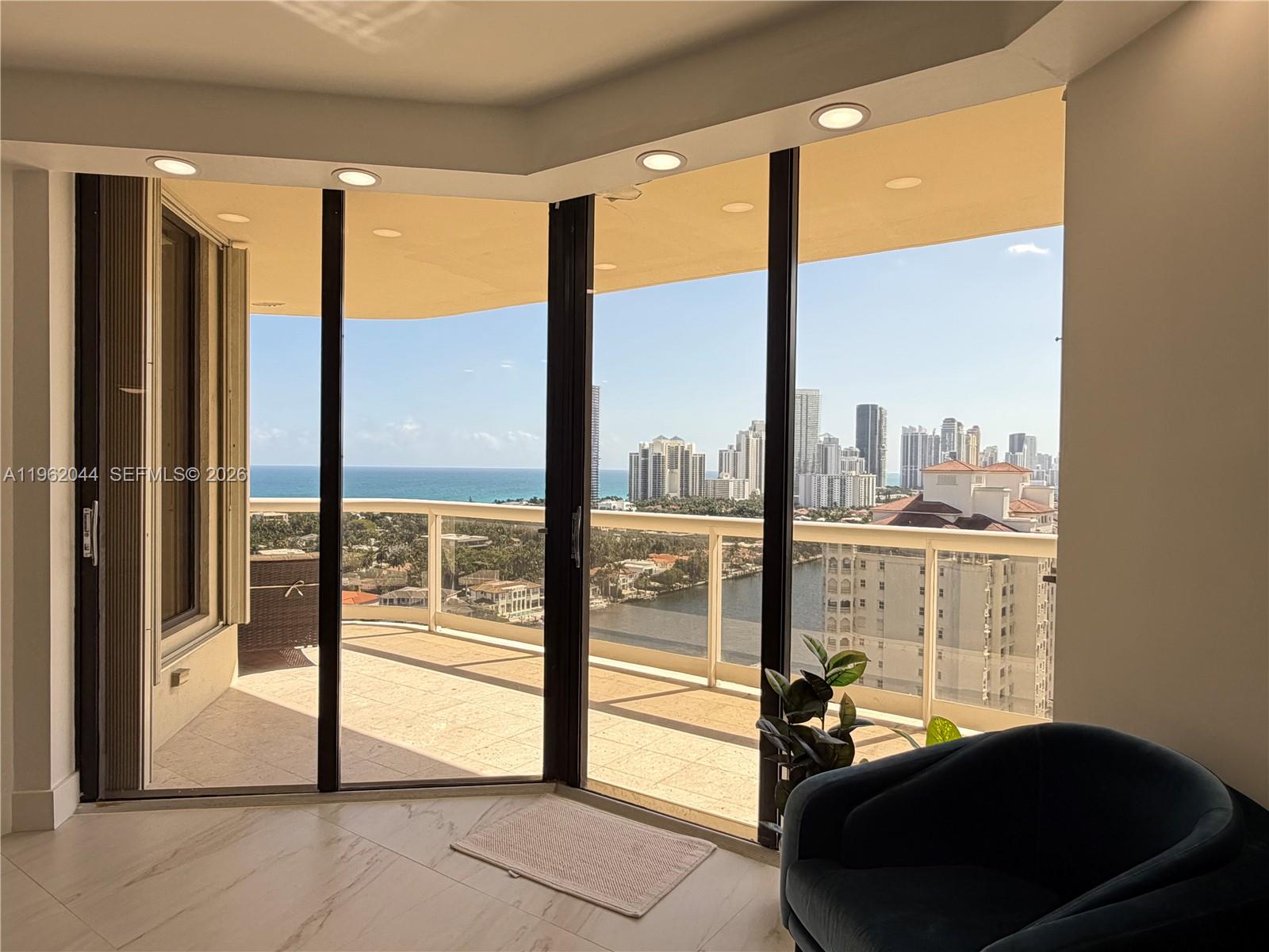 TERRACES NORTH TURNBERRY - Residential Lease