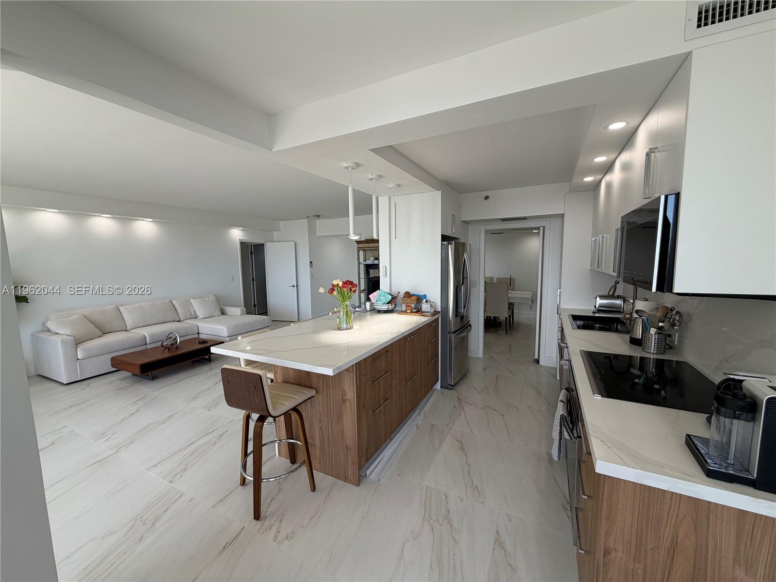 TERRACES NORTH TURNBERRY - Residential Lease