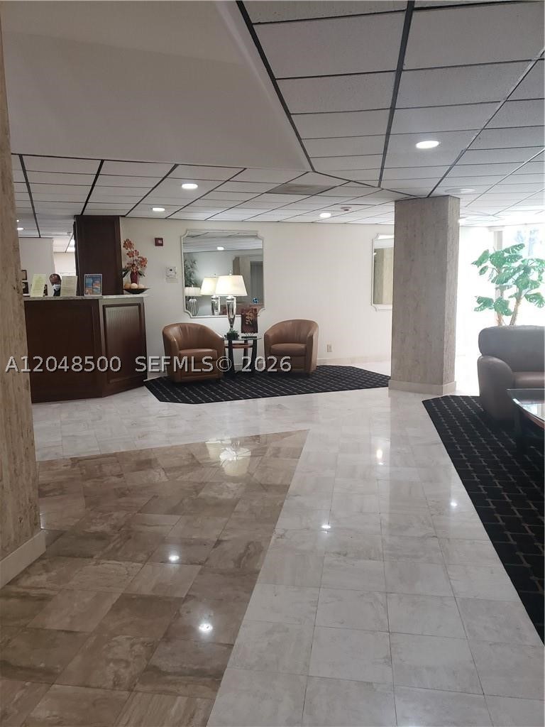 COUNTRY CLUB TOWER OF COR - Residential Lease