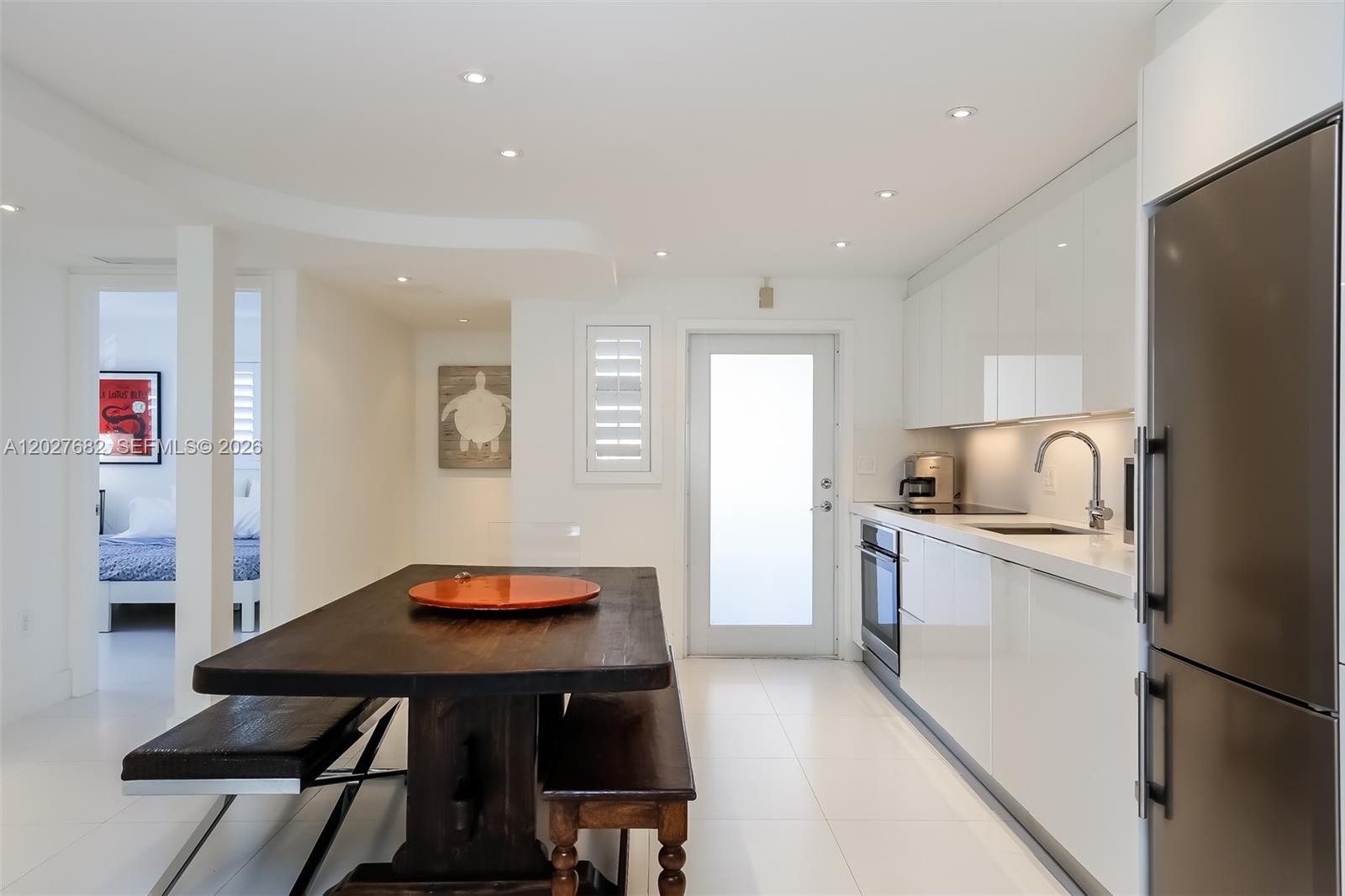 GALEN DRIVE WEST CONDOMIN - Residential Lease