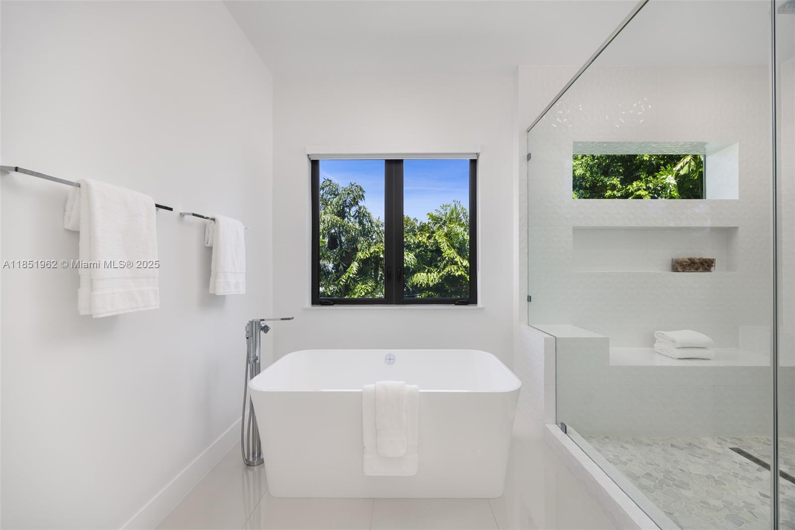 HIGH PINES REV PLAT OF 2N - Residential
