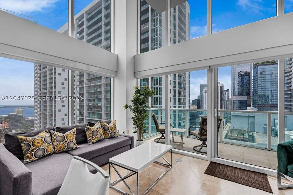 BRICKELL ON THE RIVER S T - Residential