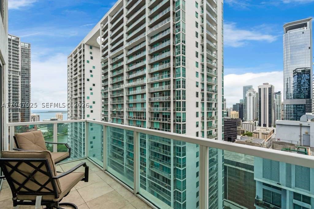 BRICKELL ON THE RIVER S T - Residential