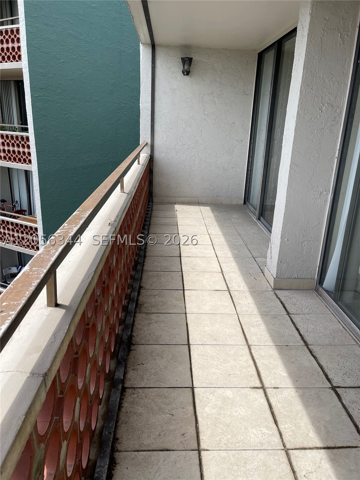 INVERRARY GARDENS CONDO I - Residential Lease