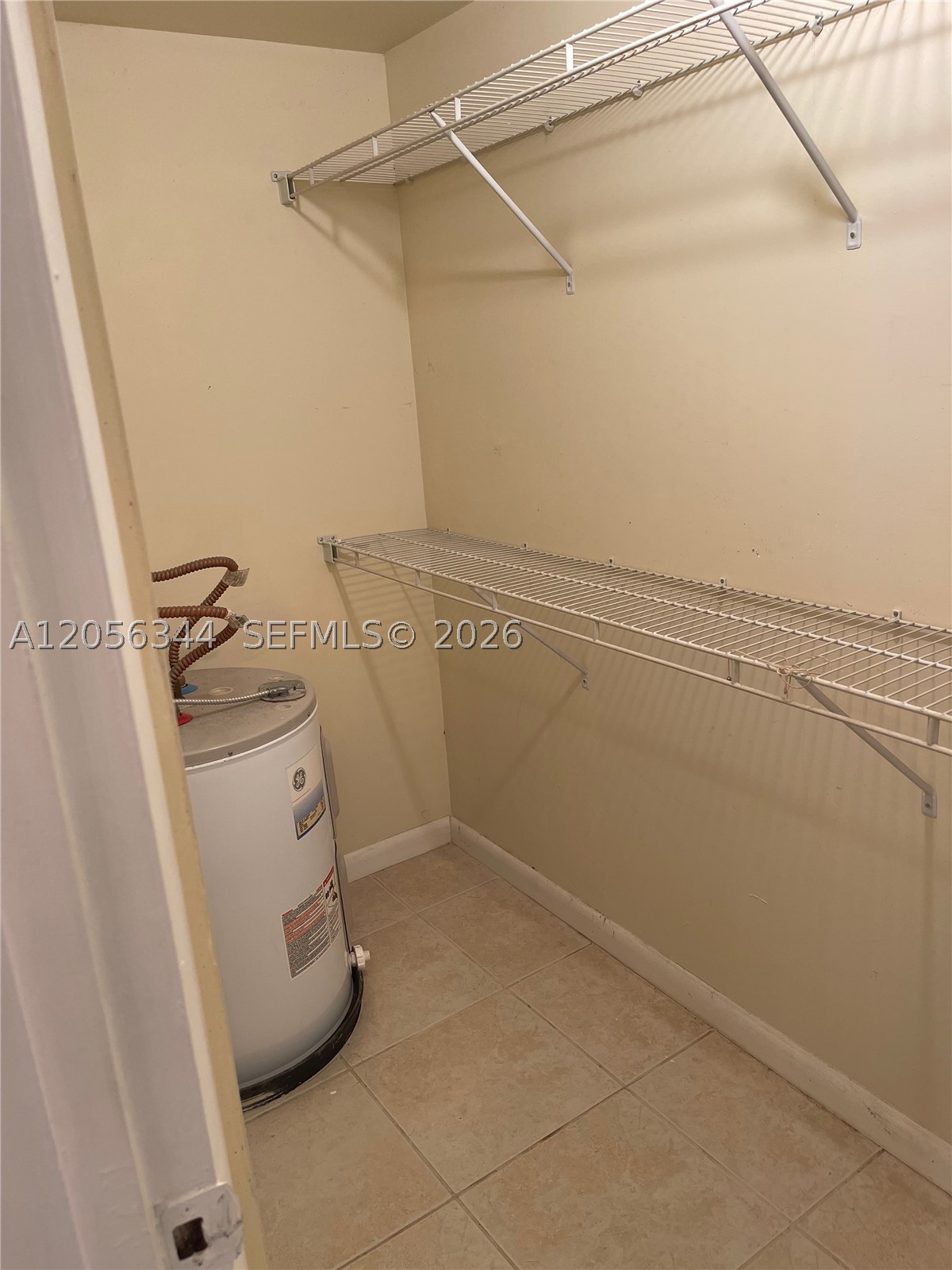 INVERRARY GARDENS CONDO I - Residential Lease
