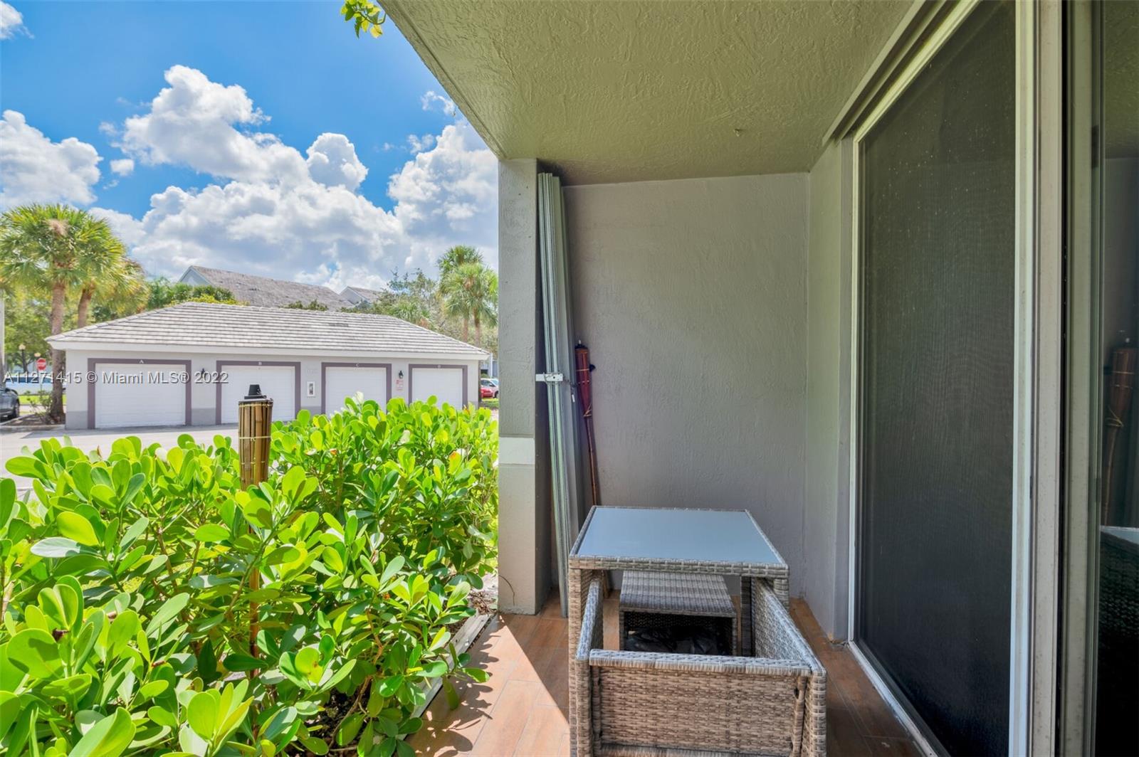 DEVONAIRE CONDO AT PEMBROK - Residential