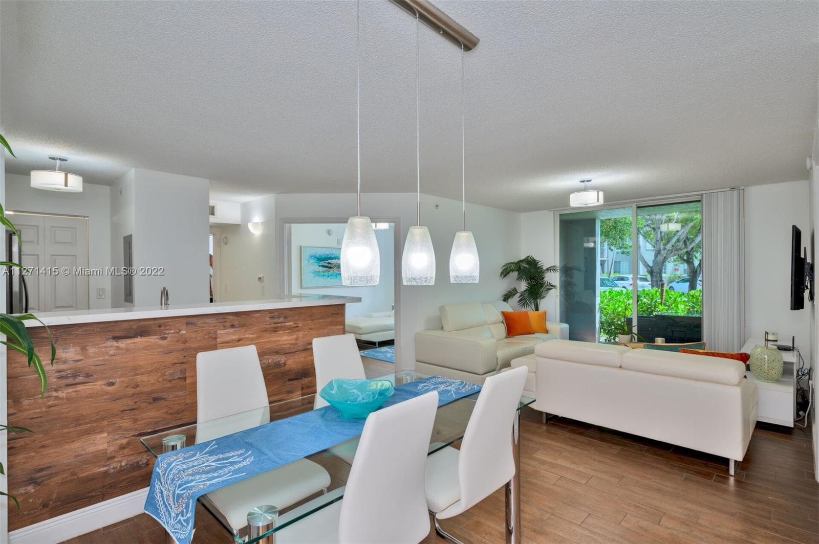 DEVONAIRE CONDO AT PEMBROK - Residential