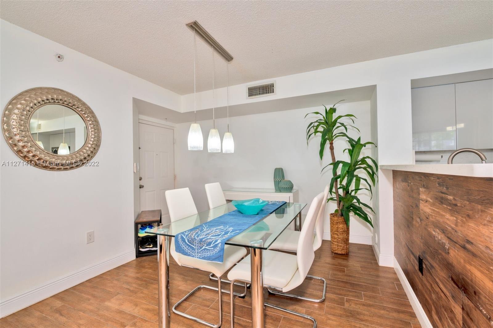 DEVONAIRE CONDO AT PEMBROK - Residential