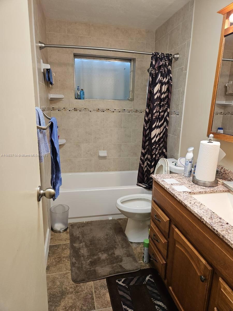 KNOLLS 2 SEC - Residential