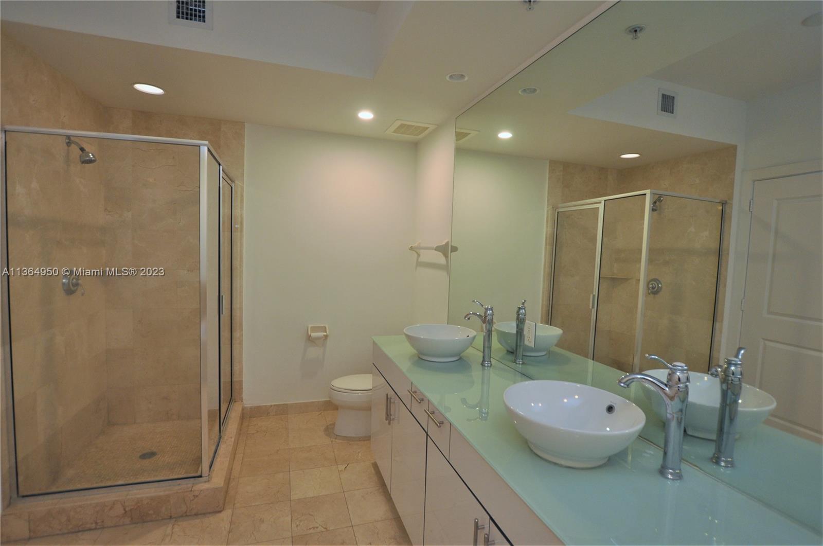 STRADA 315 CONDO - Residential