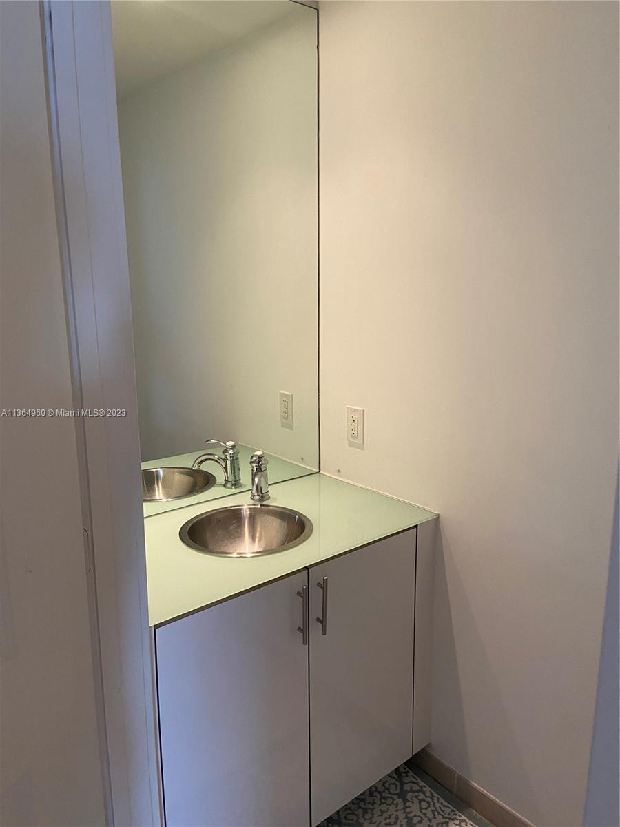 STRADA 315 CONDO - Residential