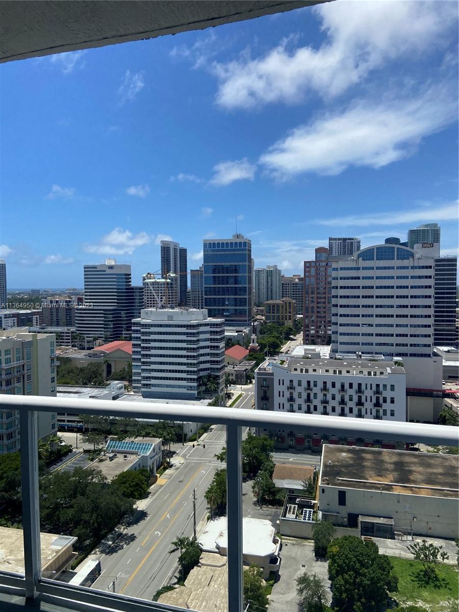 STRADA 315 CONDO - Residential