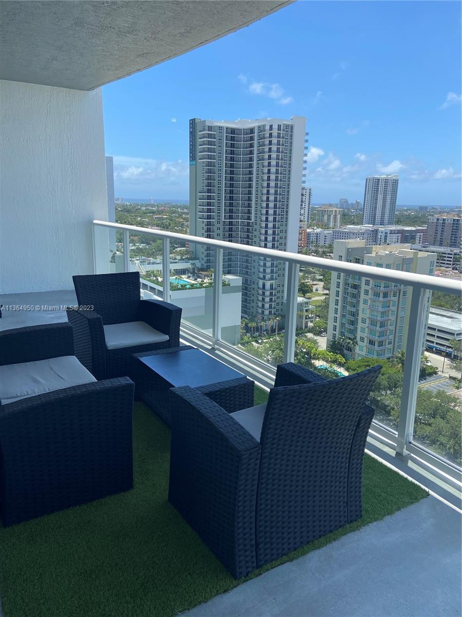 STRADA 315 CONDO - Residential