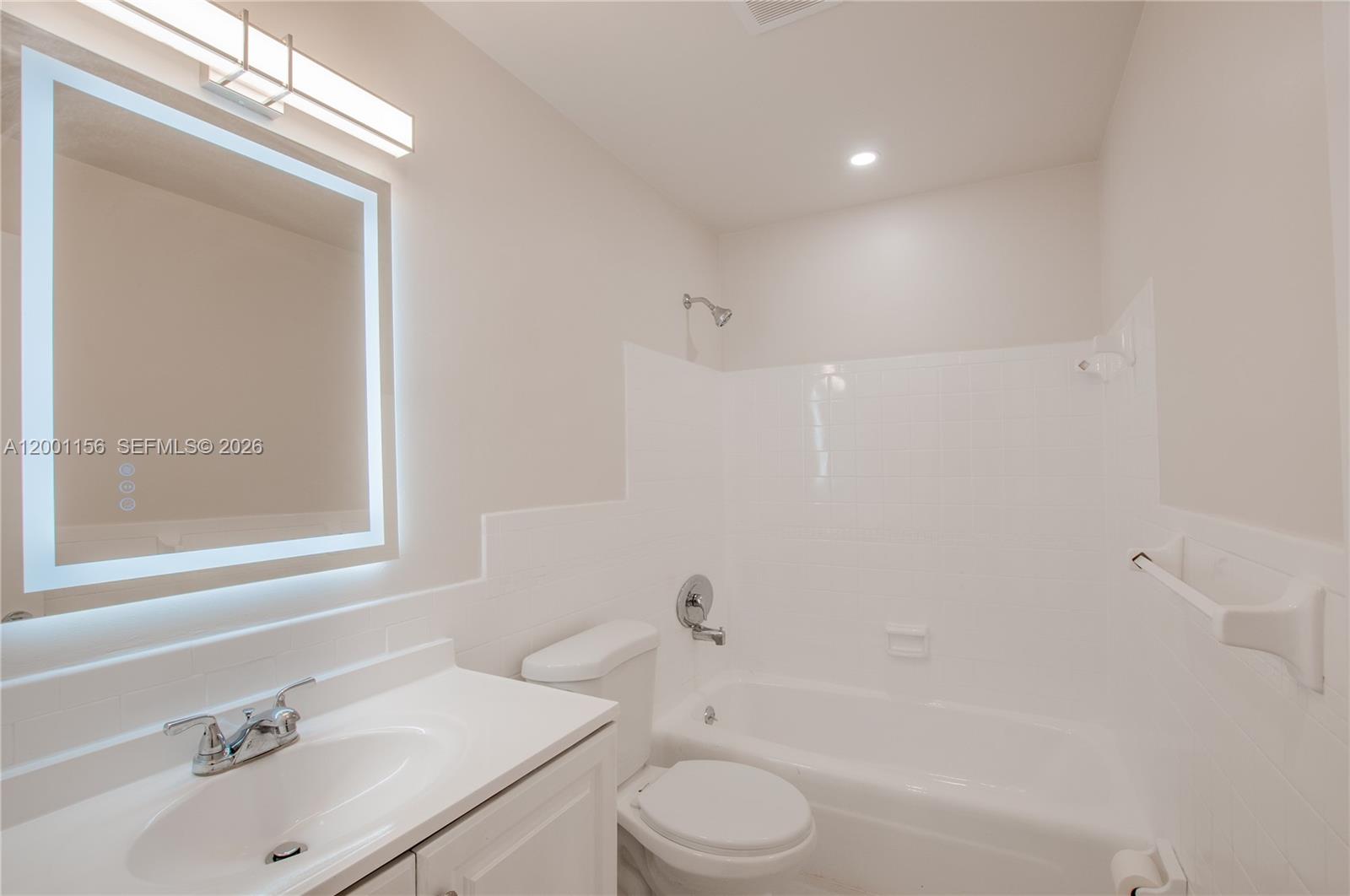 SOUTHBROOK CONDOMINIUM AP - Residential