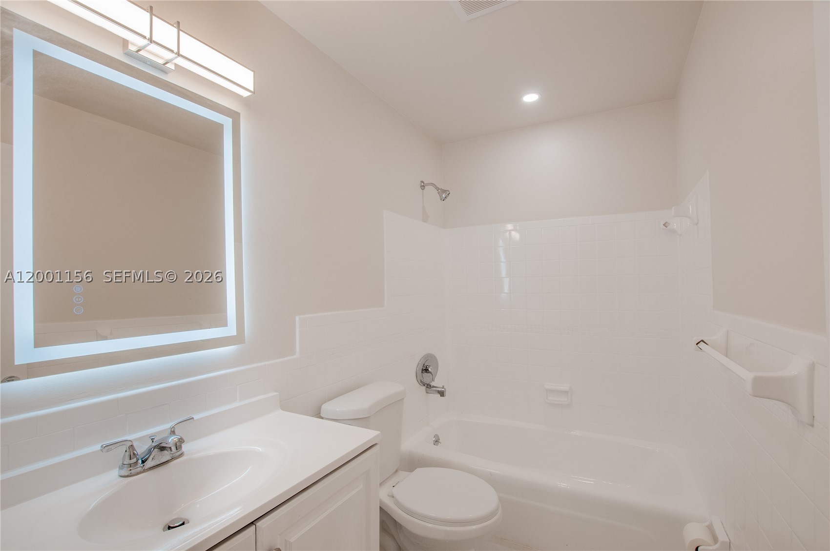 SOUTHBROOK CONDOMINIUM AP - Residential