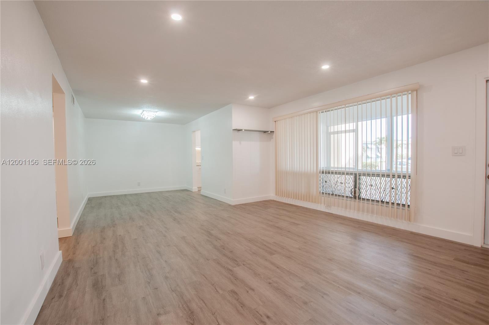 SOUTHBROOK CONDOMINIUM AP - Residential