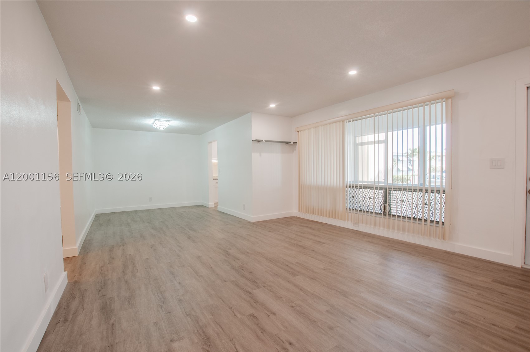 SOUTHBROOK CONDOMINIUM AP - Residential