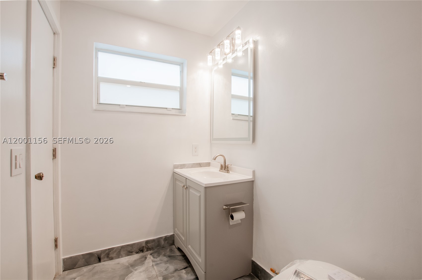 SOUTHBROOK CONDOMINIUM AP - Residential