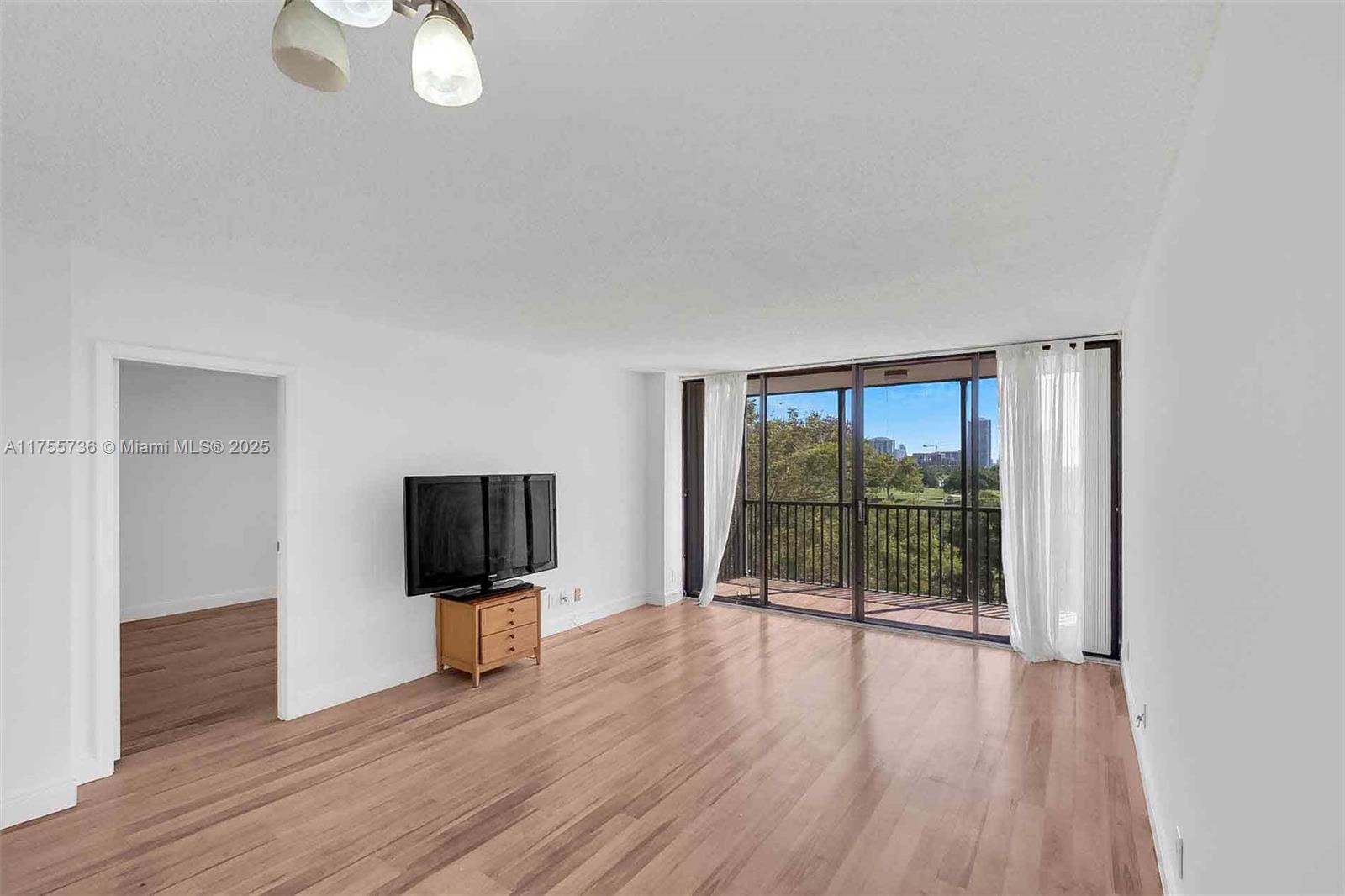 ENSENADA CONDO BLDG E-II - Residential Lease