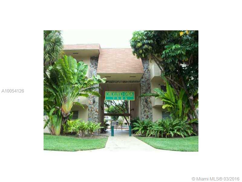 BEAUTIFUL AND COZY 1 BEDROOM 1 BATH CONDO UNIT IN THE HEART OF DADELAND. CLOSE TO MAIN ROADS, DADELAND MALL AND OTHER SHOPS, RESTAURANTS AND MORE. PRICE TO RENT! WON'T LAST! EASY TO SHOW  PLEASE REQUEST ON SHOWING ASSIST.