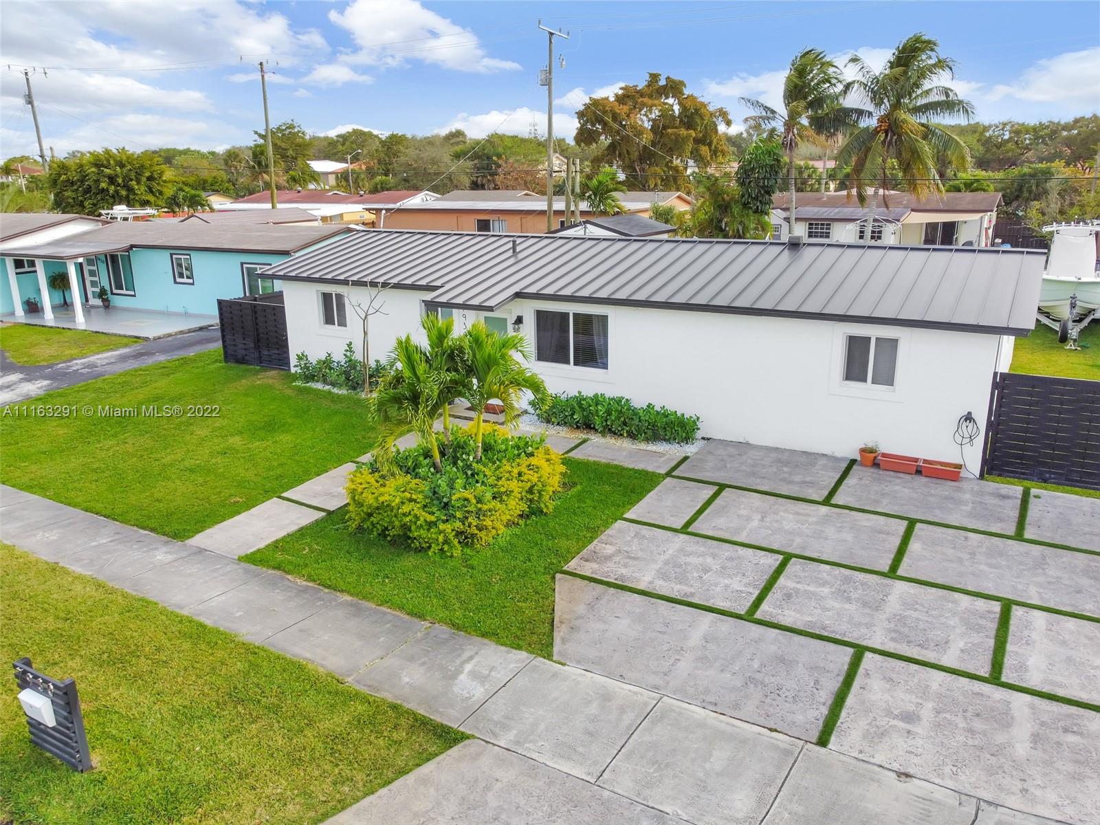 PALM SPRINGS NORTH SEC C - Residential