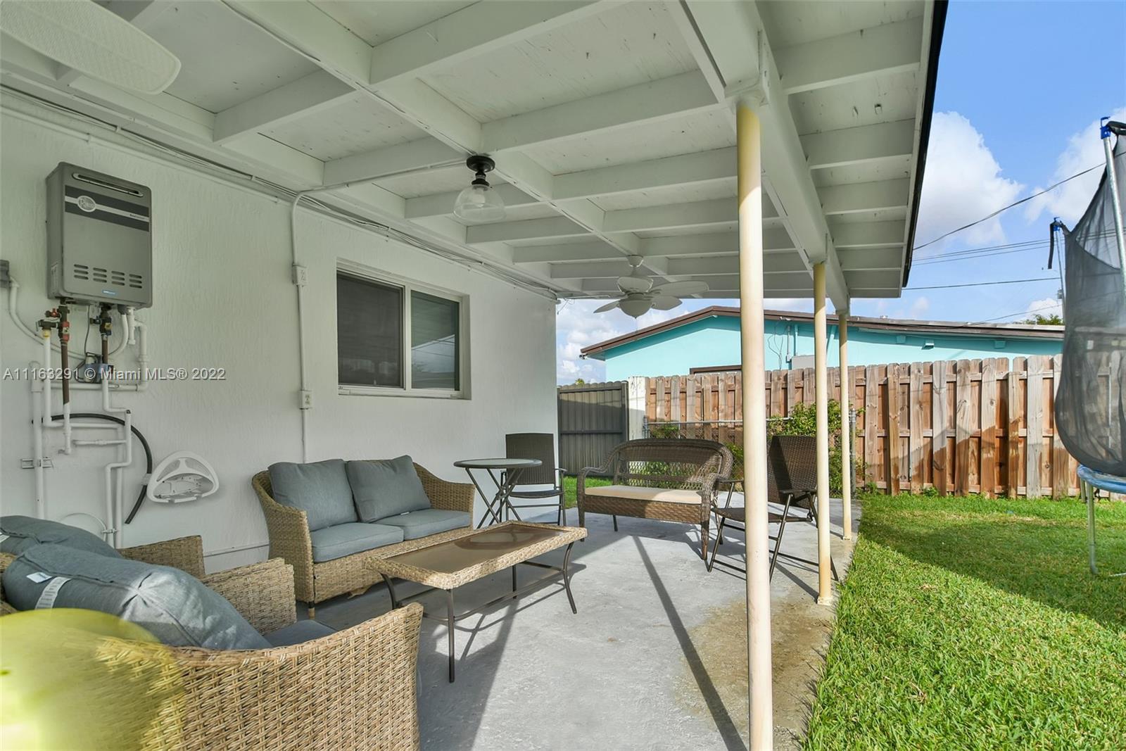 PALM SPRINGS NORTH SEC C - Residential