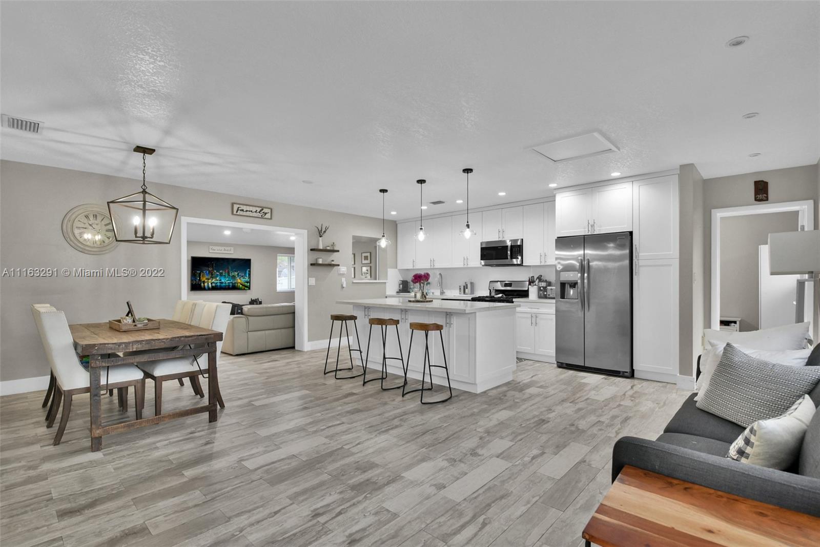 PALM SPRINGS NORTH SEC C - Residential