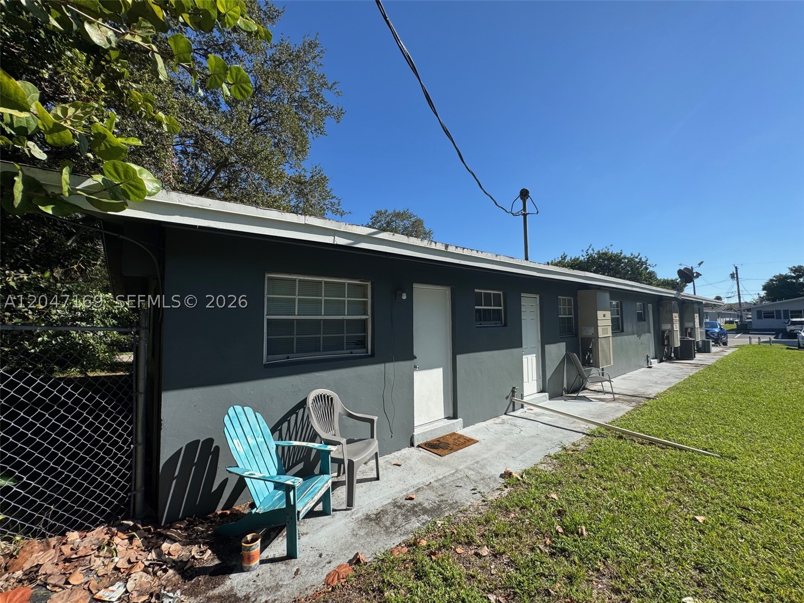 ROBERTSON PARK - Residential Income