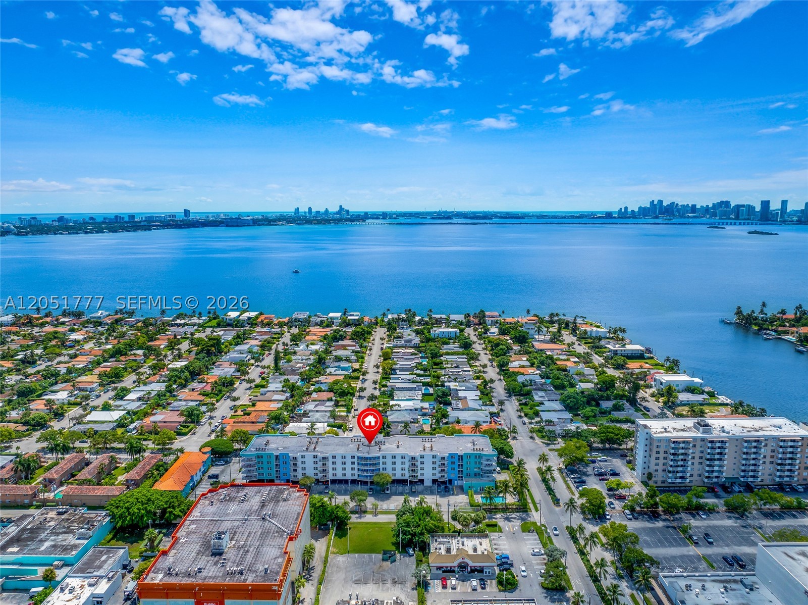 BREEZE CONDO - Residential
