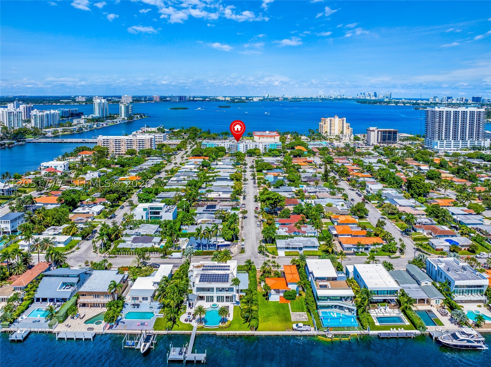 BREEZE CONDO - Residential